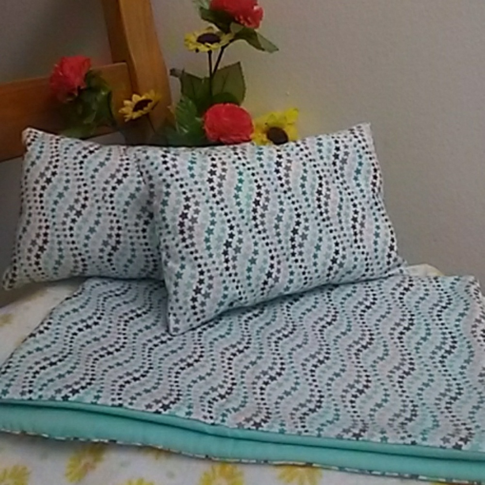 Three pieces set for 18"dolls.